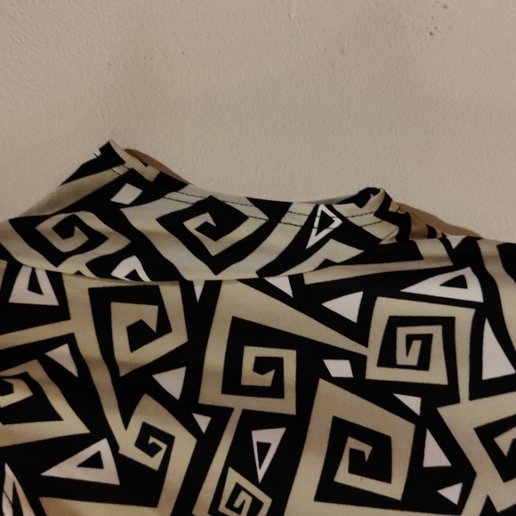 *LAST CHANCE* Dots Geometric Shapes Dress - Picture 7 of 9